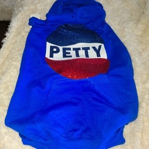 Petty hoodies comes in all Size's